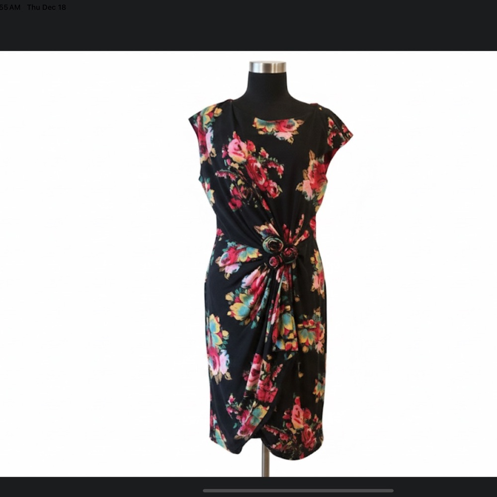 JONES NEW YORK STUNNING FLORAL DRESS.SIZE 10. KNEE LENGTH. FULLY LINED.